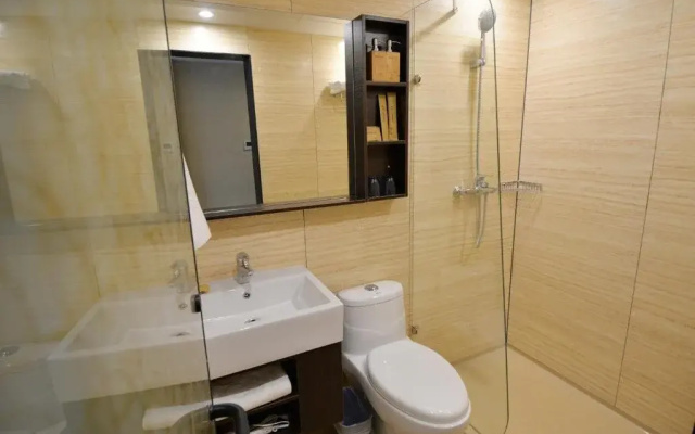 Langyun Hotel(Zhangshan Branch)