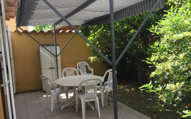 Studio Pied Dans L Eau (Adults Only)