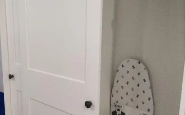 Blue Moon Apartments