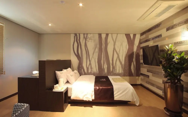 Art Hotel 1