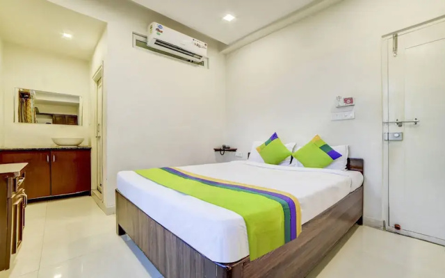 Hotel Spring Leaf