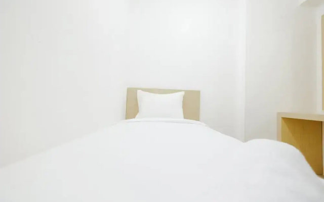 Simply & Clean Bassura City Apartment