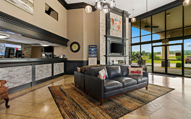 Best Western Windsor Suites