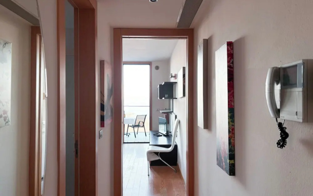 Stylish Flat With sea View