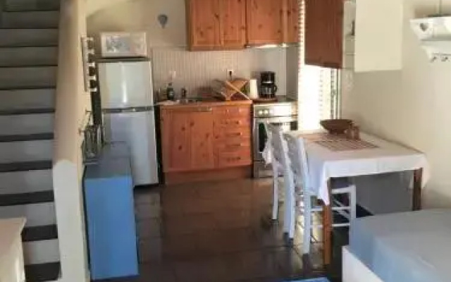 Aparthotel 4 Stars Livadi