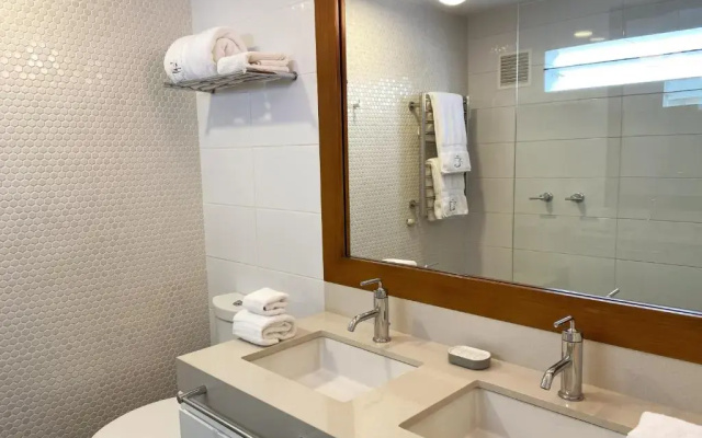 LUXURY 2BR In San Isidro