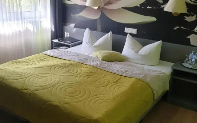 Hotel zur Fichtenbreite Garni