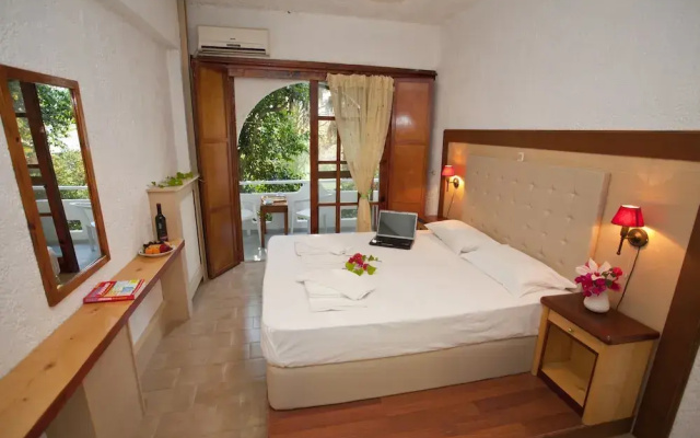 Damnoni Paradise