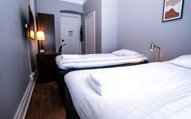 Queen's Hotel by First Hotels