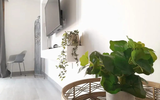 EDIFICIO EL LERELE Apartamentos céntricos a 100m de la playa