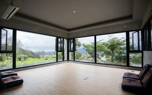 Feng Chun Villa