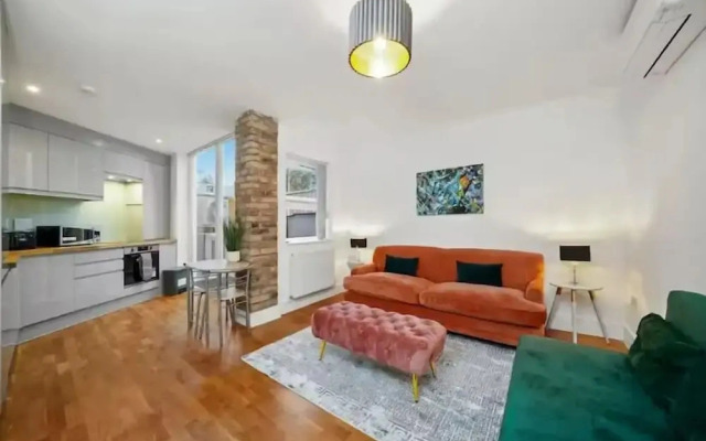 Flat 1 Victoria Grove