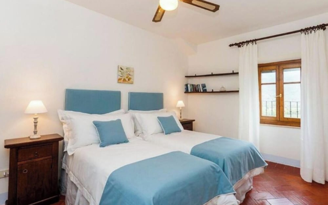 Villa Rinaldo Comfortable Holiday Residence
