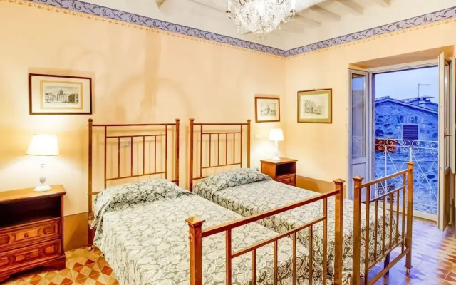 Villa in Rome With Pool & Tiber Valley Views