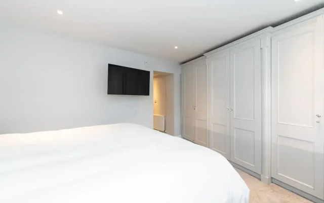 Albert Rooms