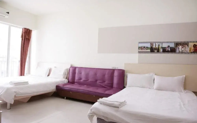 She Hehe Service Apartment (Guangzhou Weinan University  Subway Station)