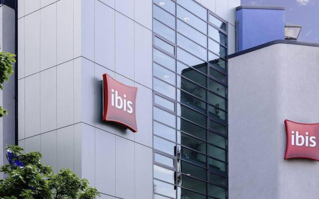 Отель Ibis Berlin City West Берлин вид на фасад