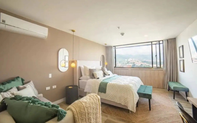 Go Living Suites - 904