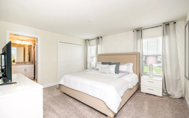 8939 Stinger Drive