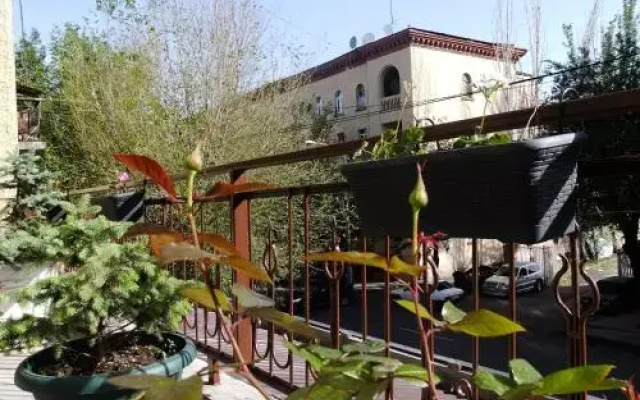 Yerevan center apartment 5A