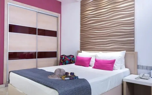 Loutsiana II Deluxe Apartments