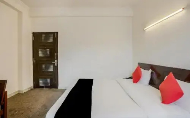 Hotel Devi Palace