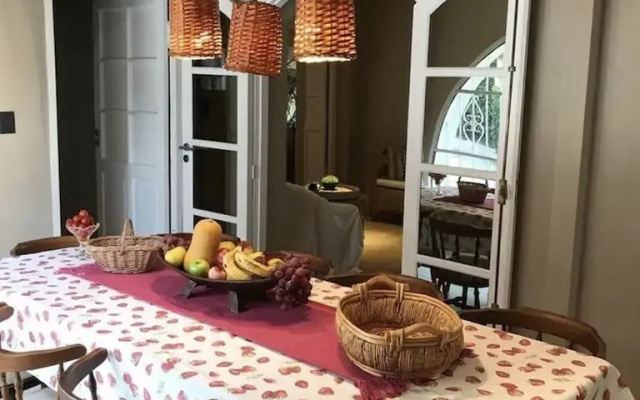 Hermosa Casa de Adobe