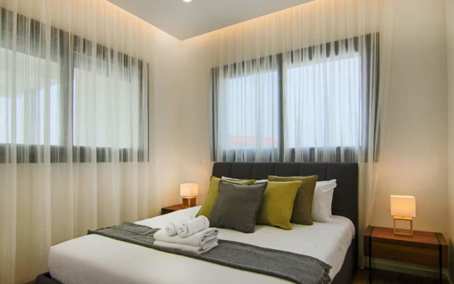 131 LIM 201 - Stay Anna Residence Sea View Apar