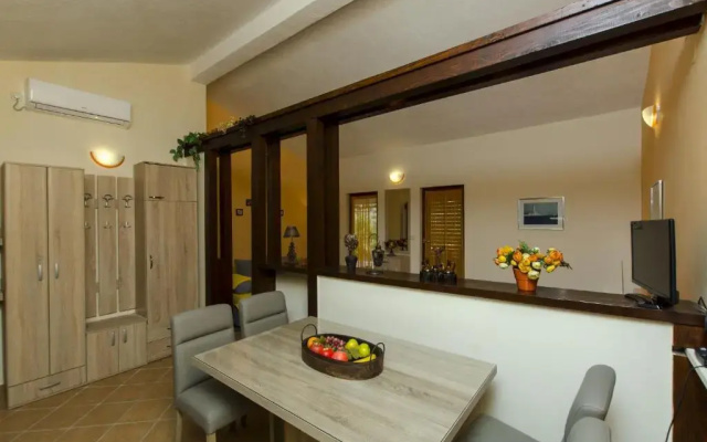 Apartments Georgi - 200m from sea