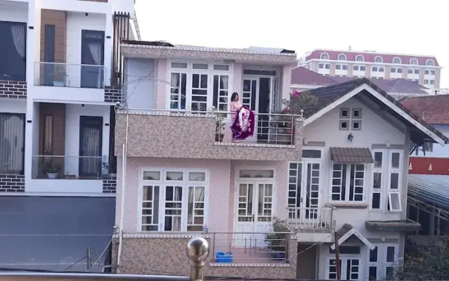 Tara House