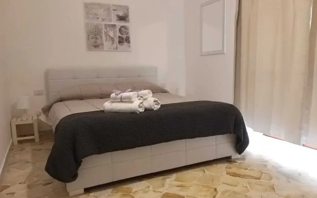 Alexander Rooms