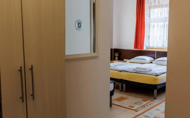 Apartments Villa Kobilj