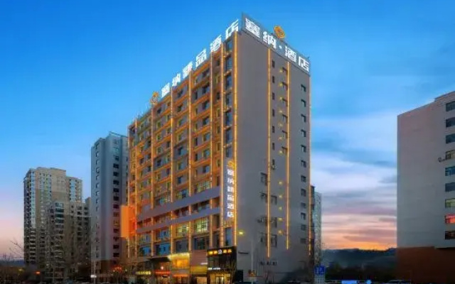 Saina Hotel