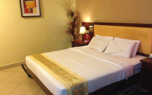 Bridgeview Hotel & Conference Centre in Lilongwe, Malawi from 73$, photos, reviews - zenhotels.com guestroom
