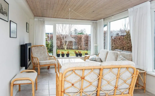 8 Person Holiday Home in Grenaa