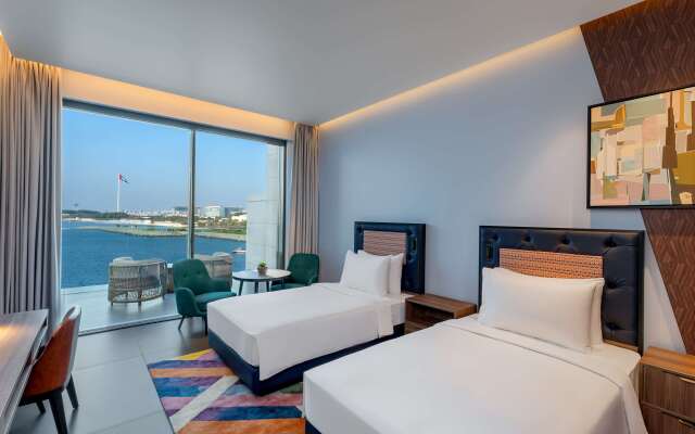 Hyatt Centric Jumeirah Dubai 0