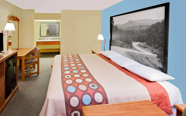 Super 8 by Wyndham Hazen