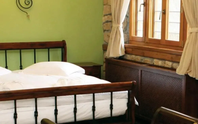 Roes Suites