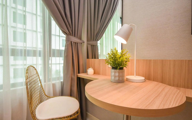 Suasana Residence by Nest Home