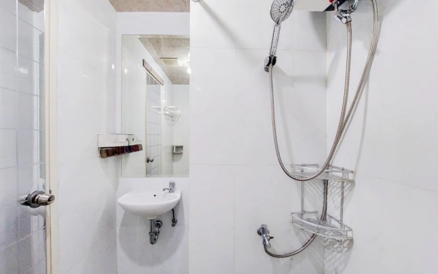 Cozy And Simply Studio Apartment At Urban Heights Residences