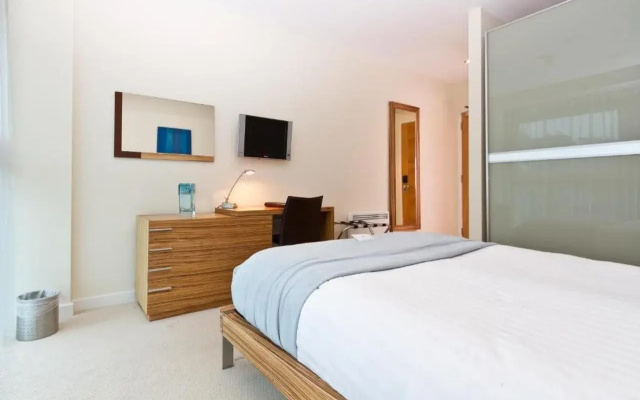 Captains Club Hotel