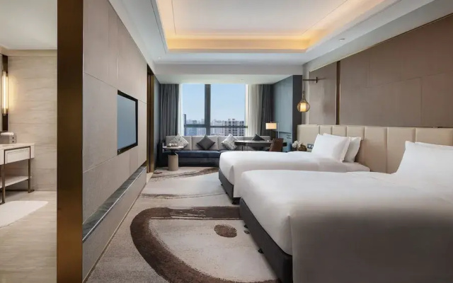 Intercontinental Zhengzhou Zhengdong, by IHG