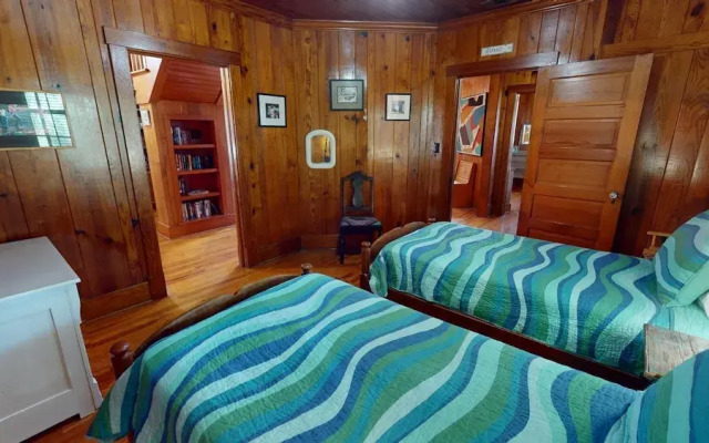 Lollipop II by Tybee Vacation Rentals