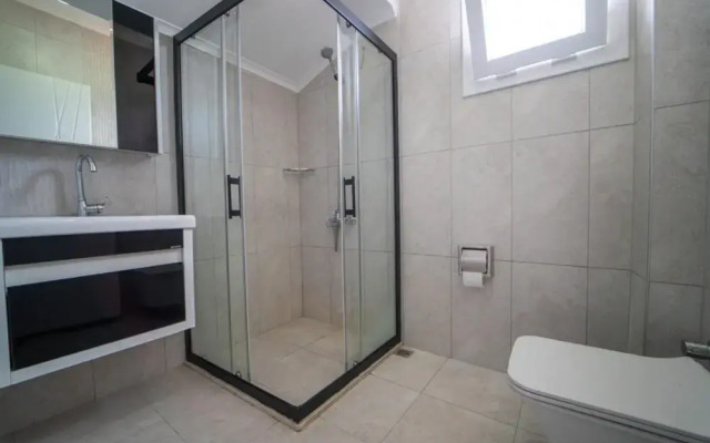 Villa with Pool Jacuzzi and Cinema Room in Fethiye