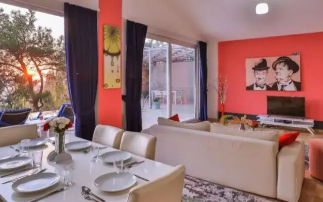 Villa Swiss