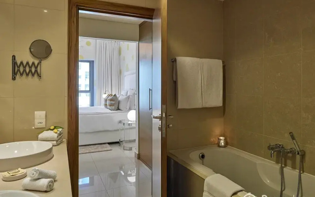 Апартаменты Dream Inn Claren Downtown With Private Terrace