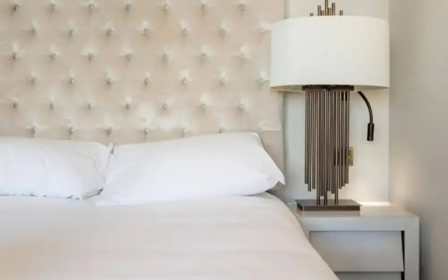 Luxury Mayfair 2 Bedroom Apartment
