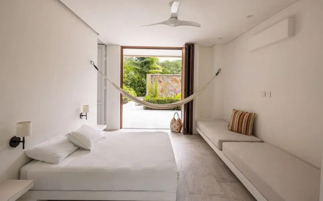 w Mind-blowing 4BR Villa w Pool at Mesa de Yeguas