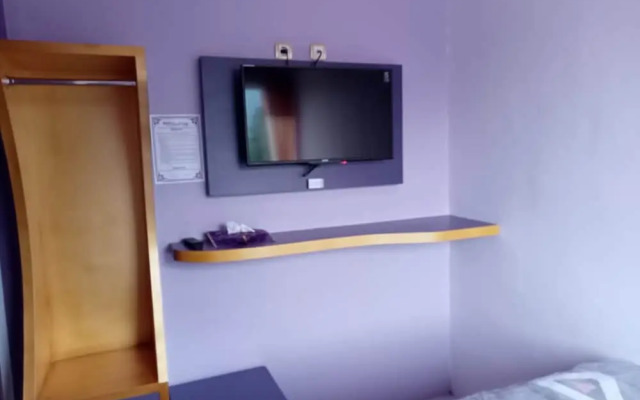 Ungu Hotel Garut