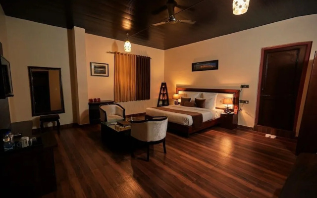 Vijaygarh Resort & Cottages with Private Pool